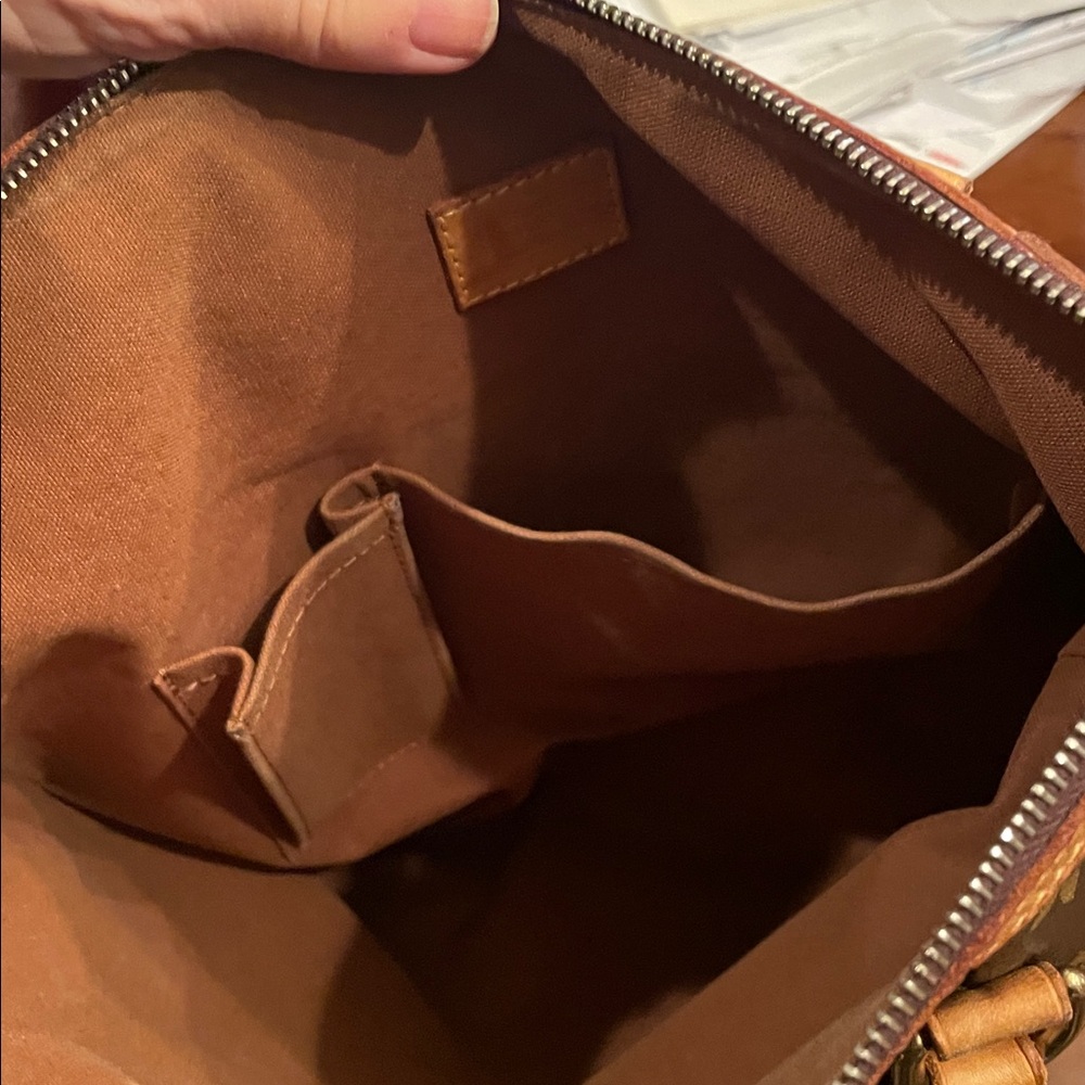 🌟🌟HOST PICK🌟🌟Vintage Odeon Louis Vuitton Monogram Bag - Picture 13 of 16